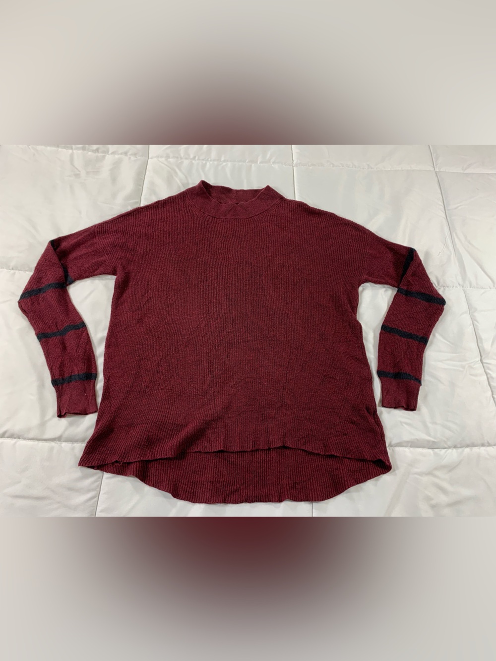 Pre loved AMERICAN EAGLE sweater womens size XS